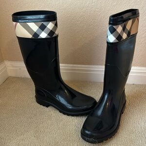 Burberry rain boots